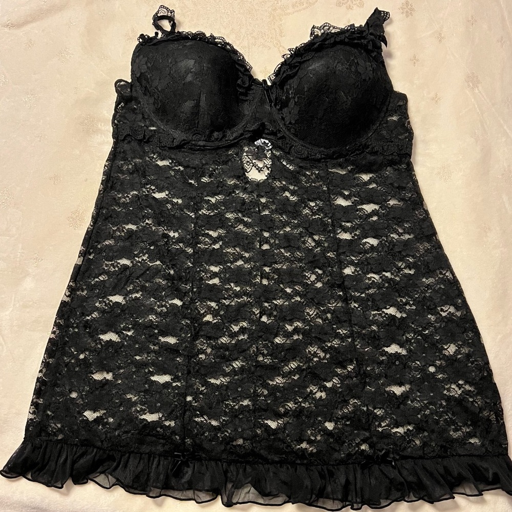 EUC Unbranded Elegant Black Lace Chemise Women’s 18/20
